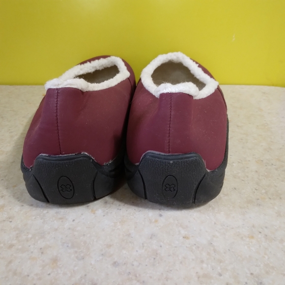 Comfort Well Slip Away Women's Fleece Lined Walking Shoe/ Loafer/ Flats size 8W - Picture 4 of 8